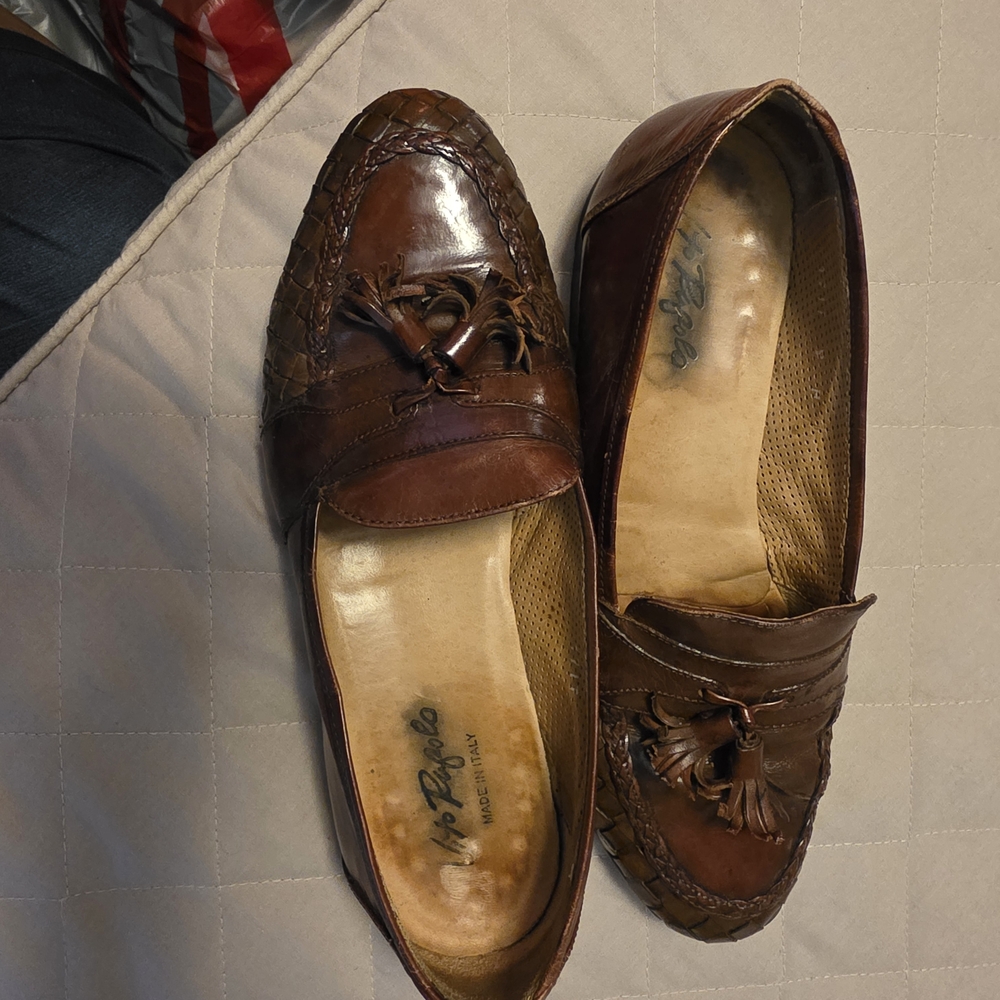 Men's Brown Leather Loafers with Tassel Detail